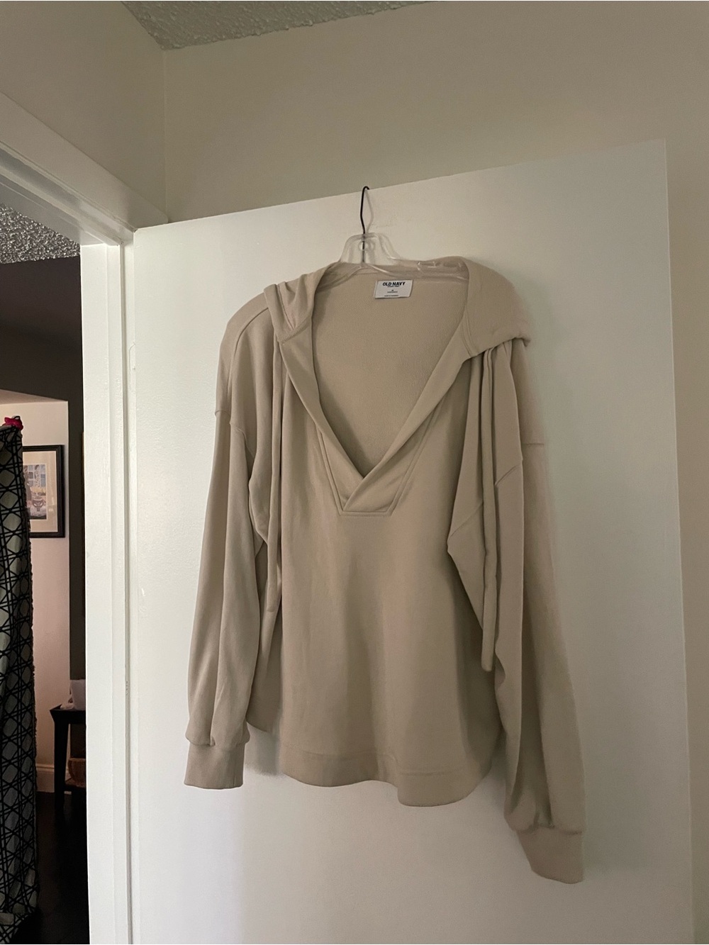 Old Navy Cream Tunic-Length sweatshirt with hood. Medium.
